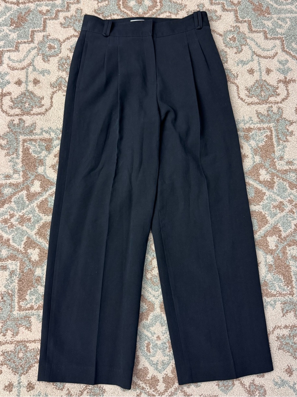 Frankie shop Black Pleated Straight Leg Pants Size 6 8 Formal Business Casual